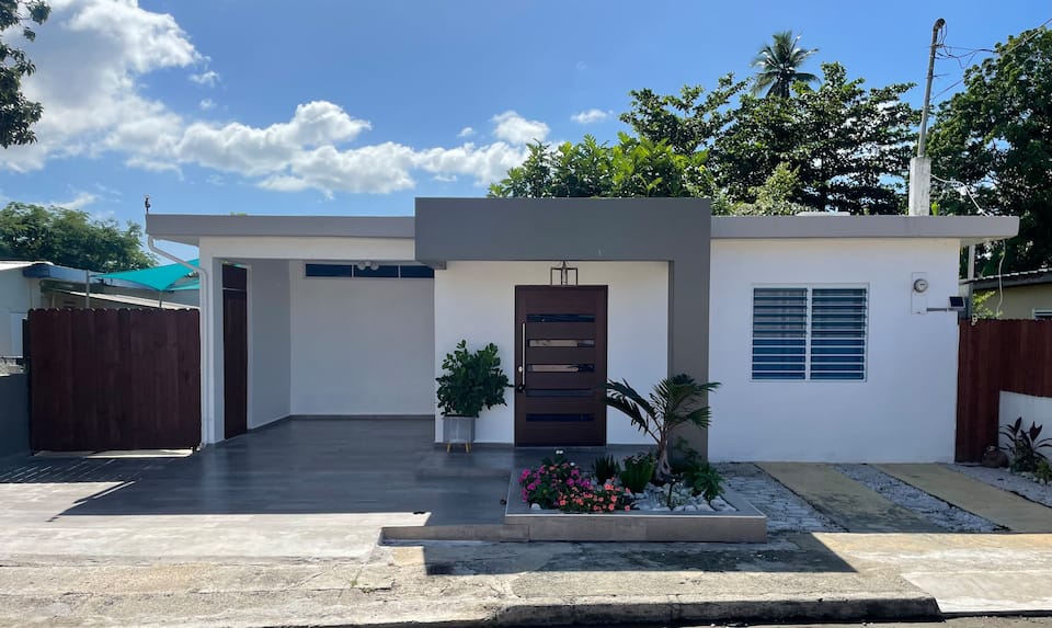 Casa Nativa — Luxury Home with Two Jacuzzis